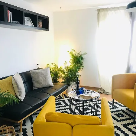 Lsyellow Apartamento *